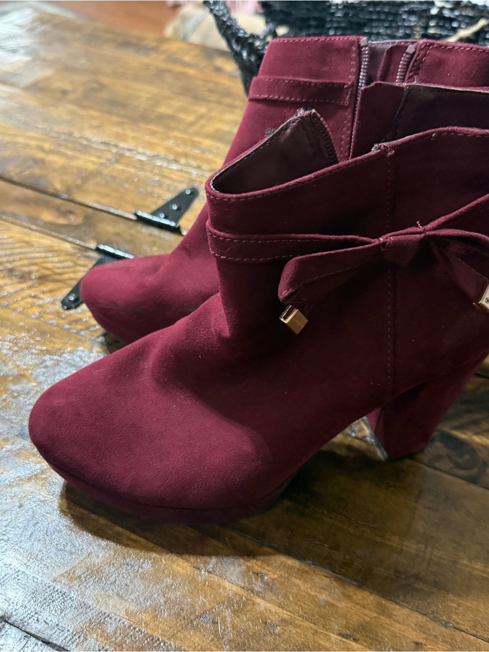LC Lauren Conrad Burgundy Bow Block Heel Ankle Boots